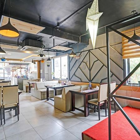 Capital O 87015 Hotel Al Salama Kochi エクステリア 写真