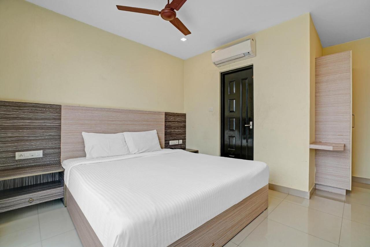 Capital O 87015 Hotel Al Salama Kochi エクステリア 写真
