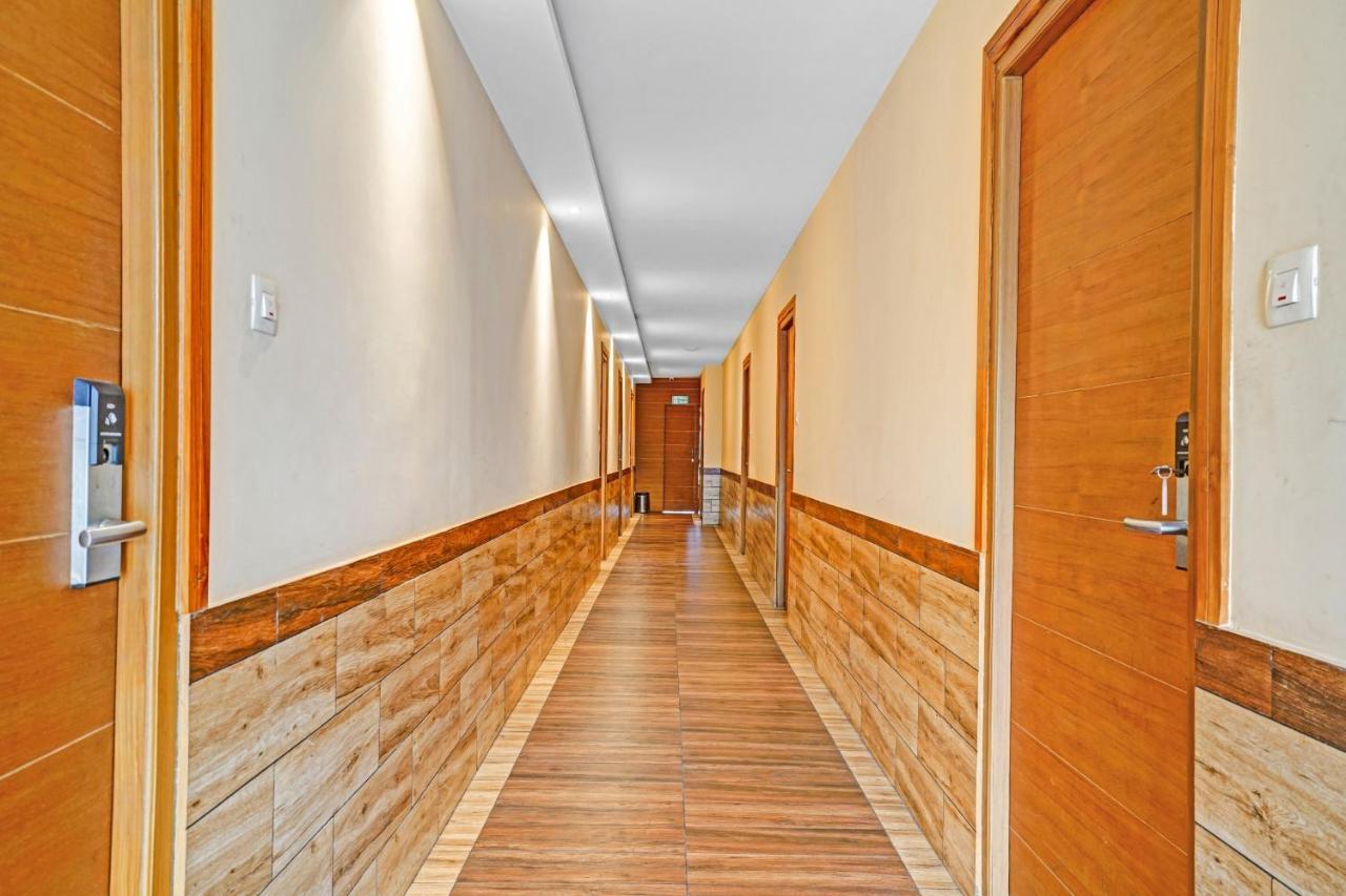 Capital O 87015 Hotel Al Salama Kochi エクステリア 写真