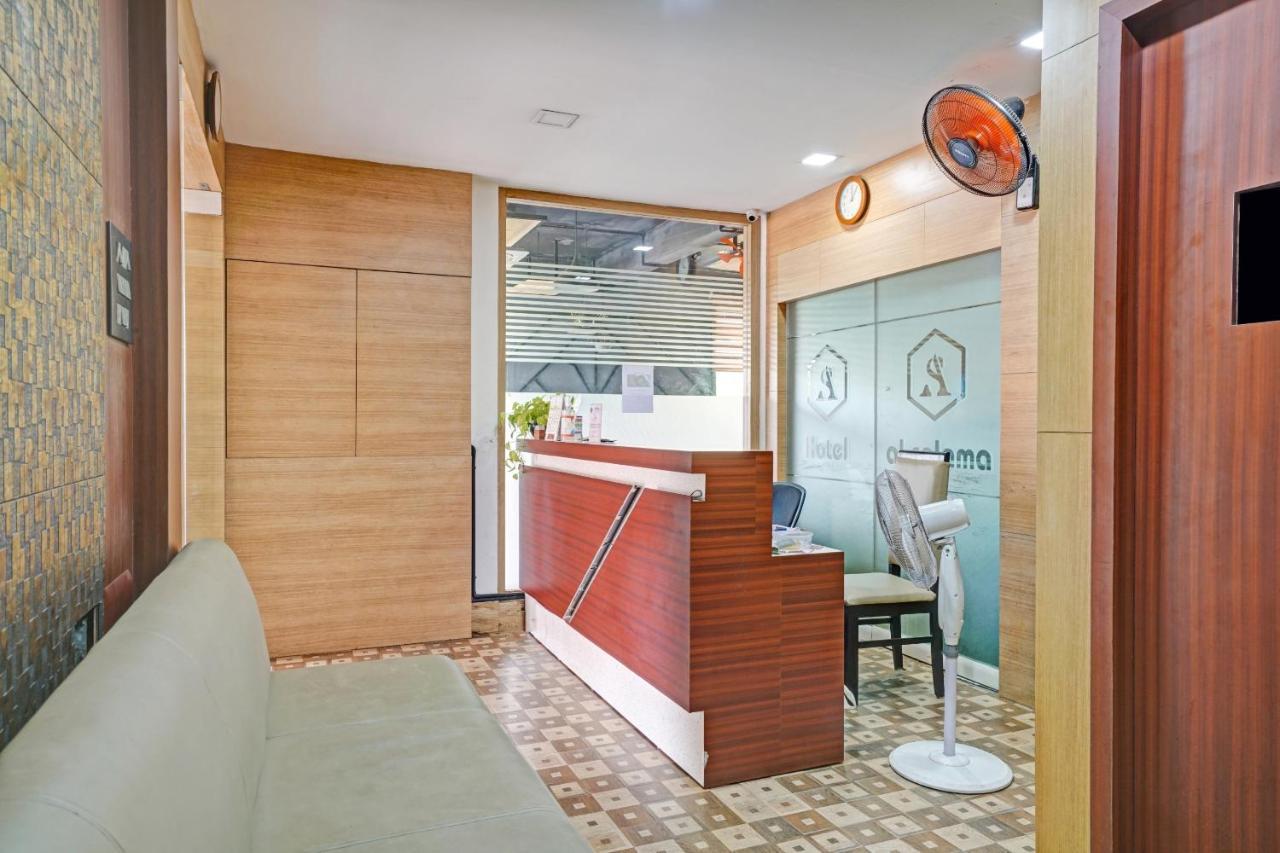 Capital O 87015 Hotel Al Salama Kochi エクステリア 写真