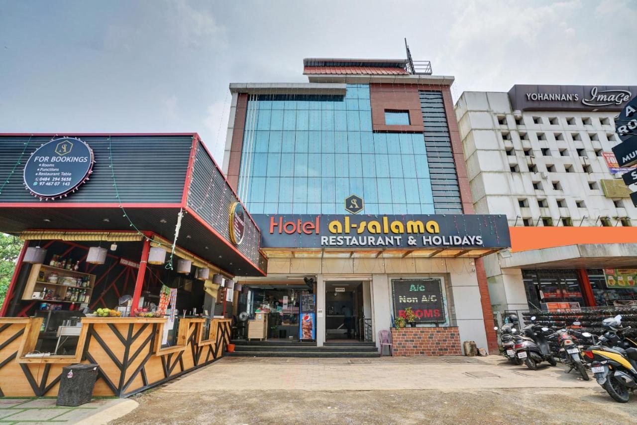 Capital O 87015 Hotel Al Salama Kochi エクステリア 写真